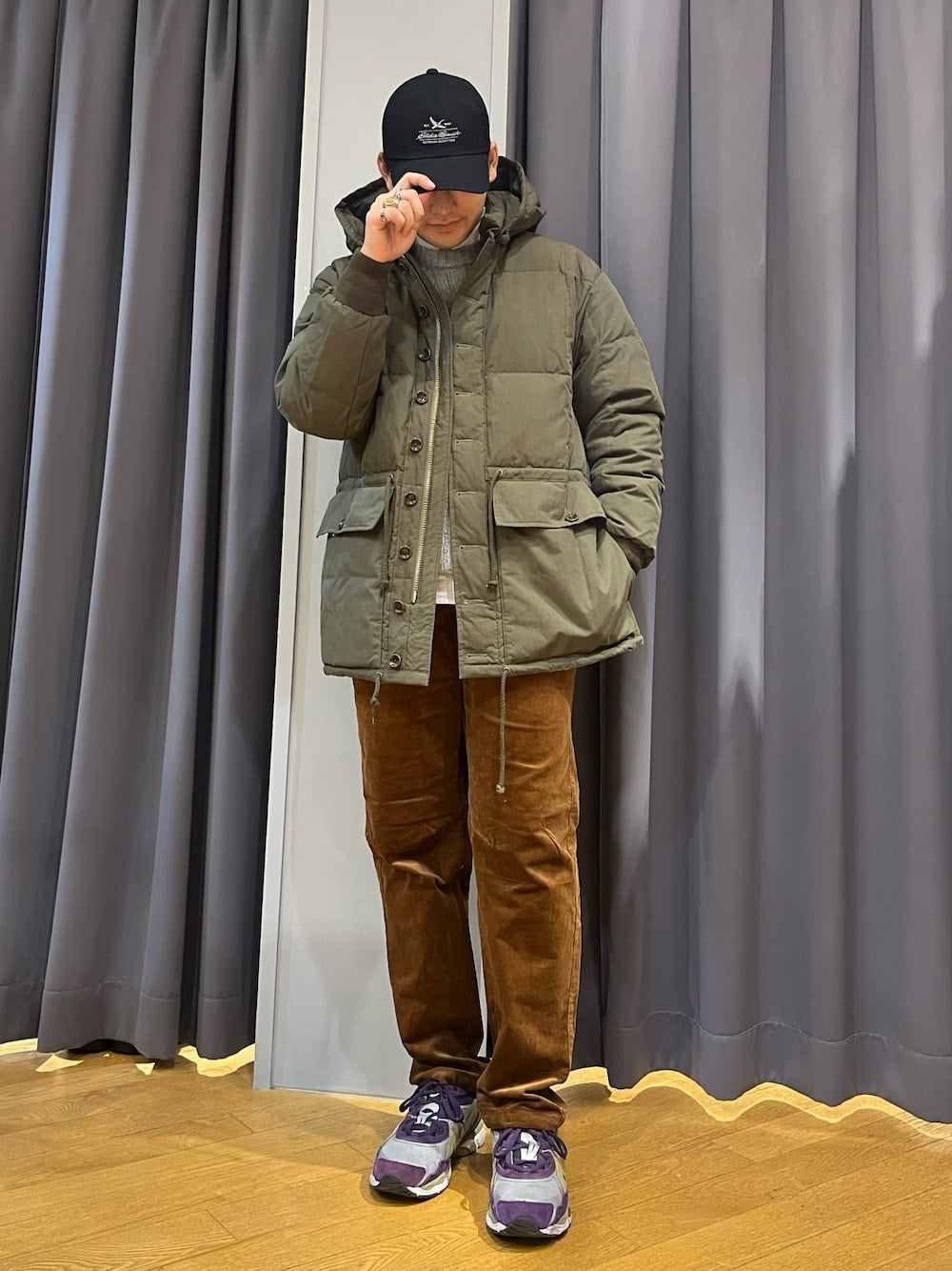 名作]KARA KORAMを使ったコーディネート🟢🟤⚪️ – Eddie Bauer