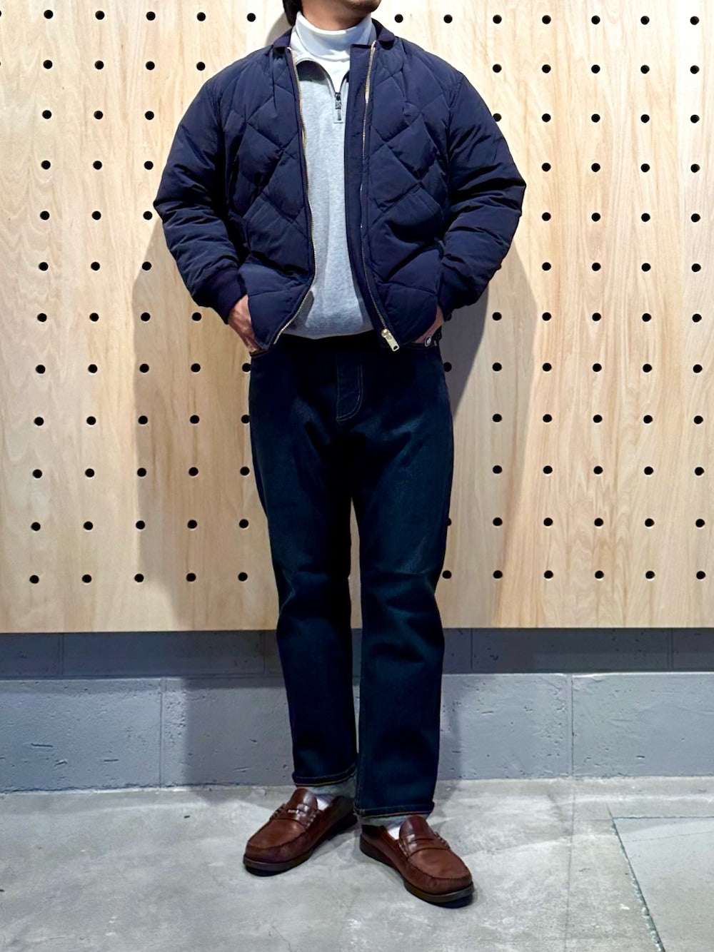 スカイライナーをキレイめに着こなす＞ – Eddie Bauer | エディー