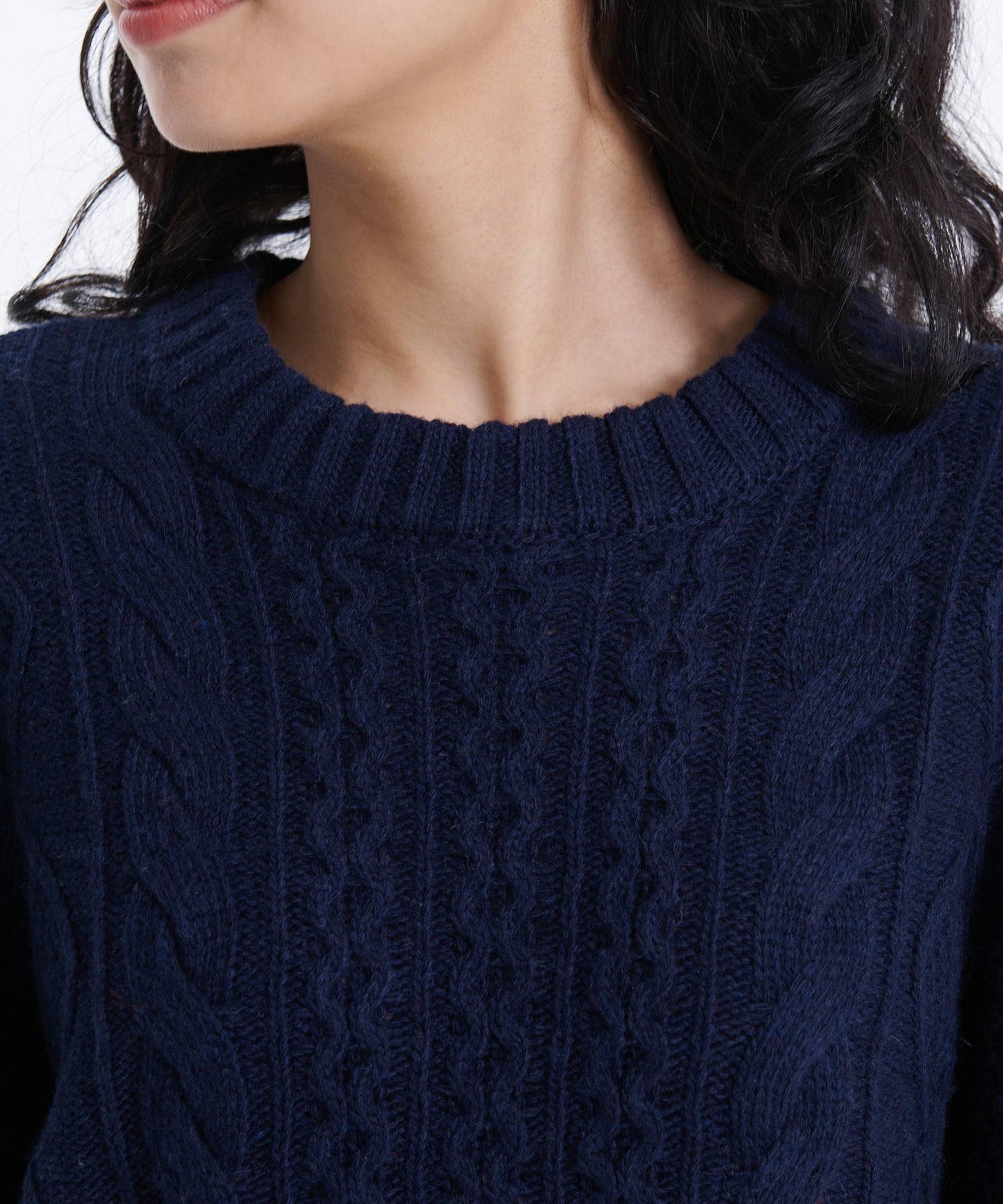 ケーブルニットセーター/CABLE KNIT SWEATER