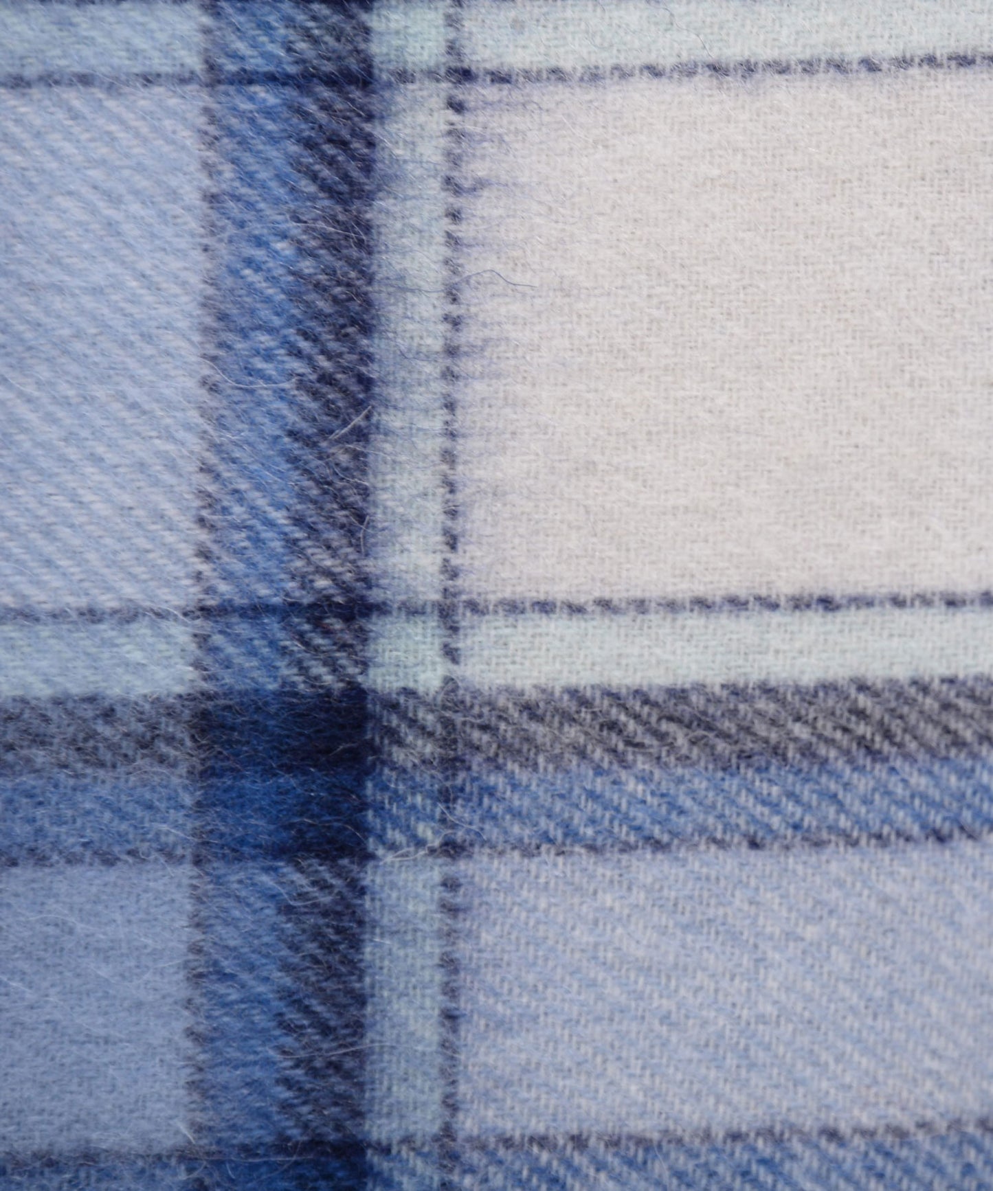 ウールラージマフラー/WOOL LAGE MUFFLER