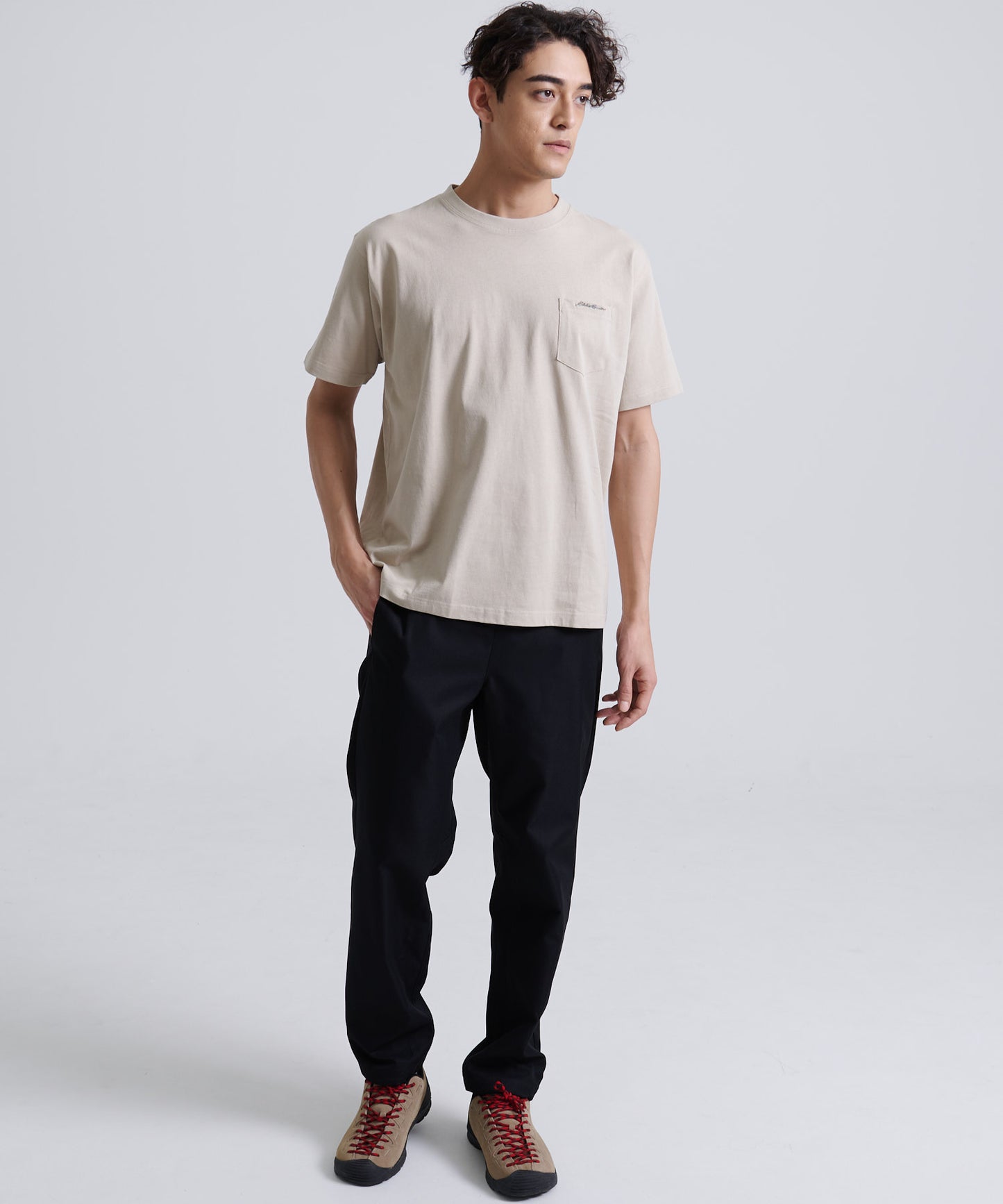 ロゴ刺繍ポケット 半袖Tシャツ/LOGO EMB PKT SS TEE