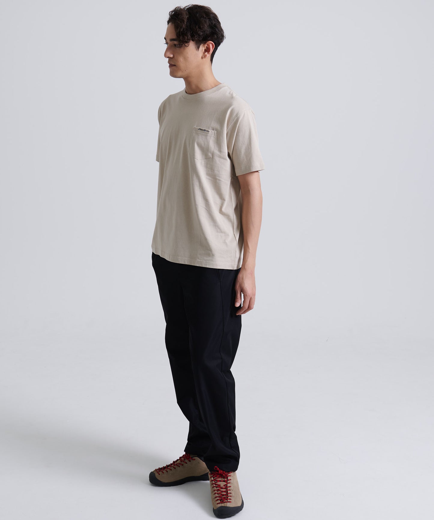 ロゴ刺繍ポケット 半袖Tシャツ/LOGO EMB PKT SS TEE