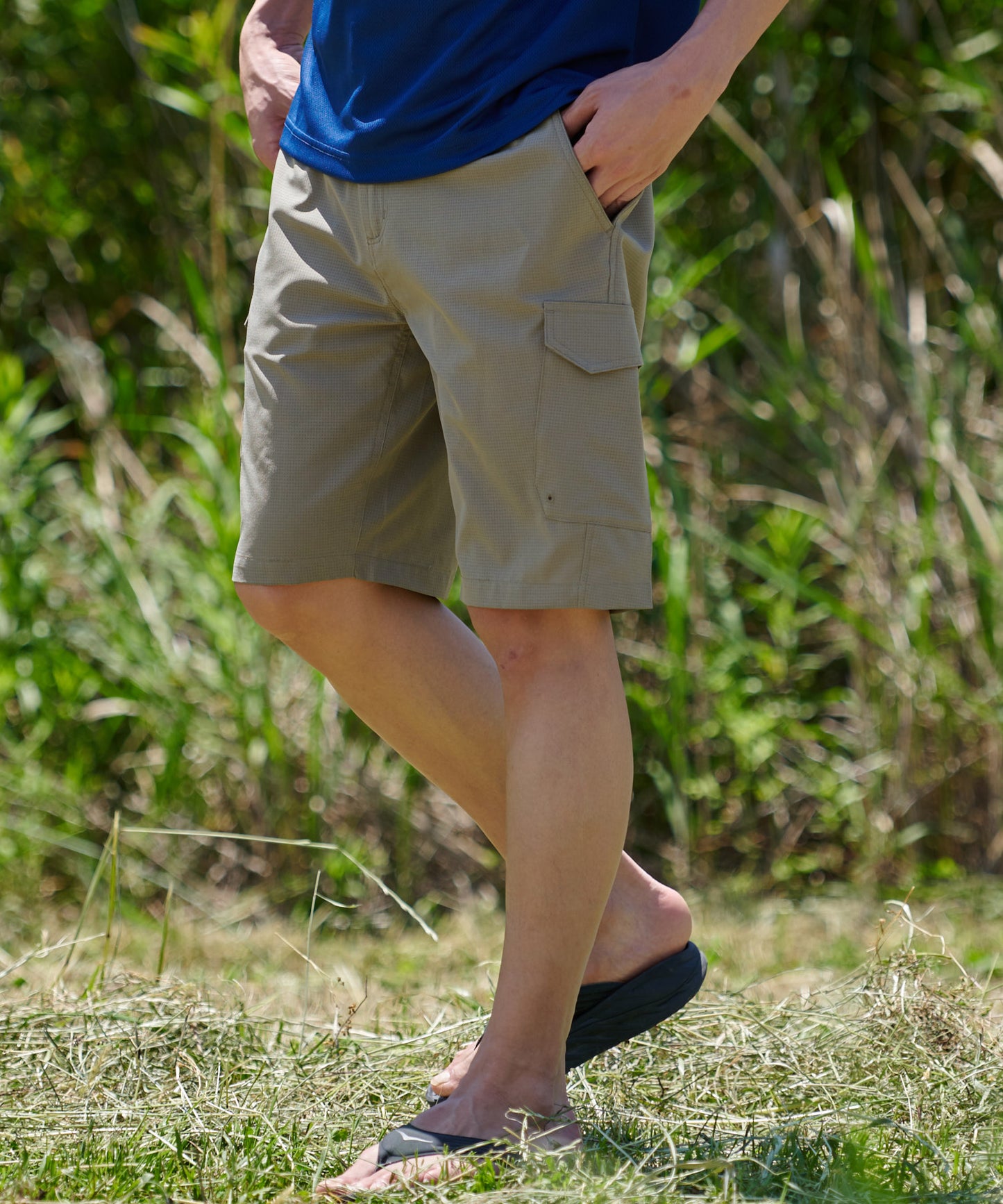 ガイド カーゴ ショーツ/GUIDE CARGO SHORTS