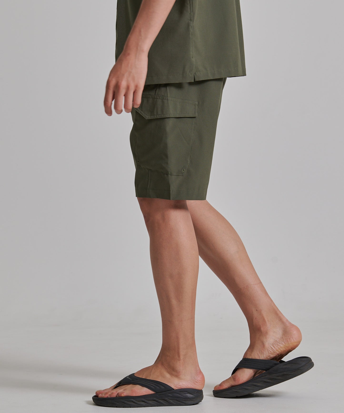 ガイド カーゴ ショーツ/GUIDE CARGO SHORTS