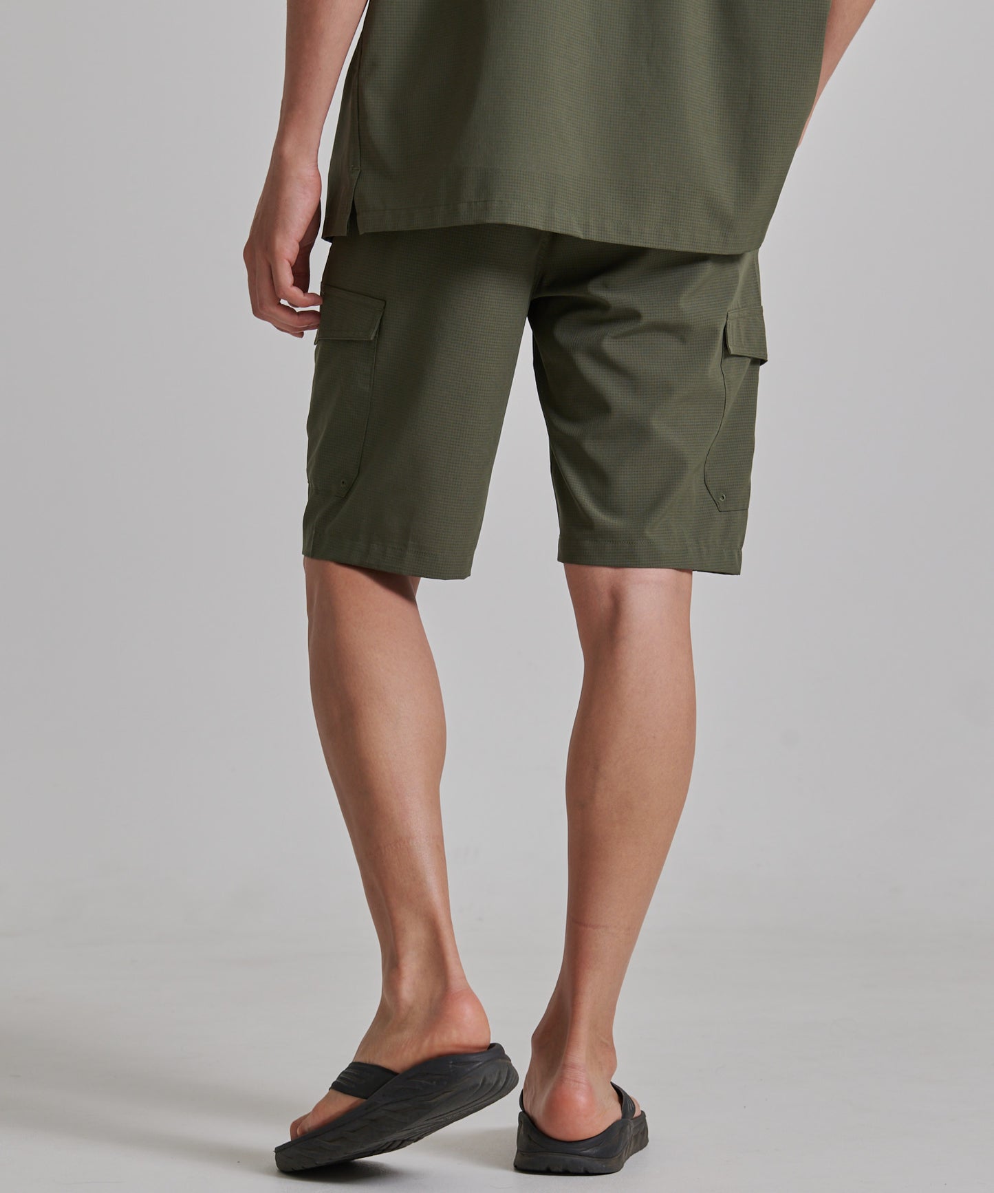 ガイド カーゴ ショーツ/GUIDE CARGO SHORTS