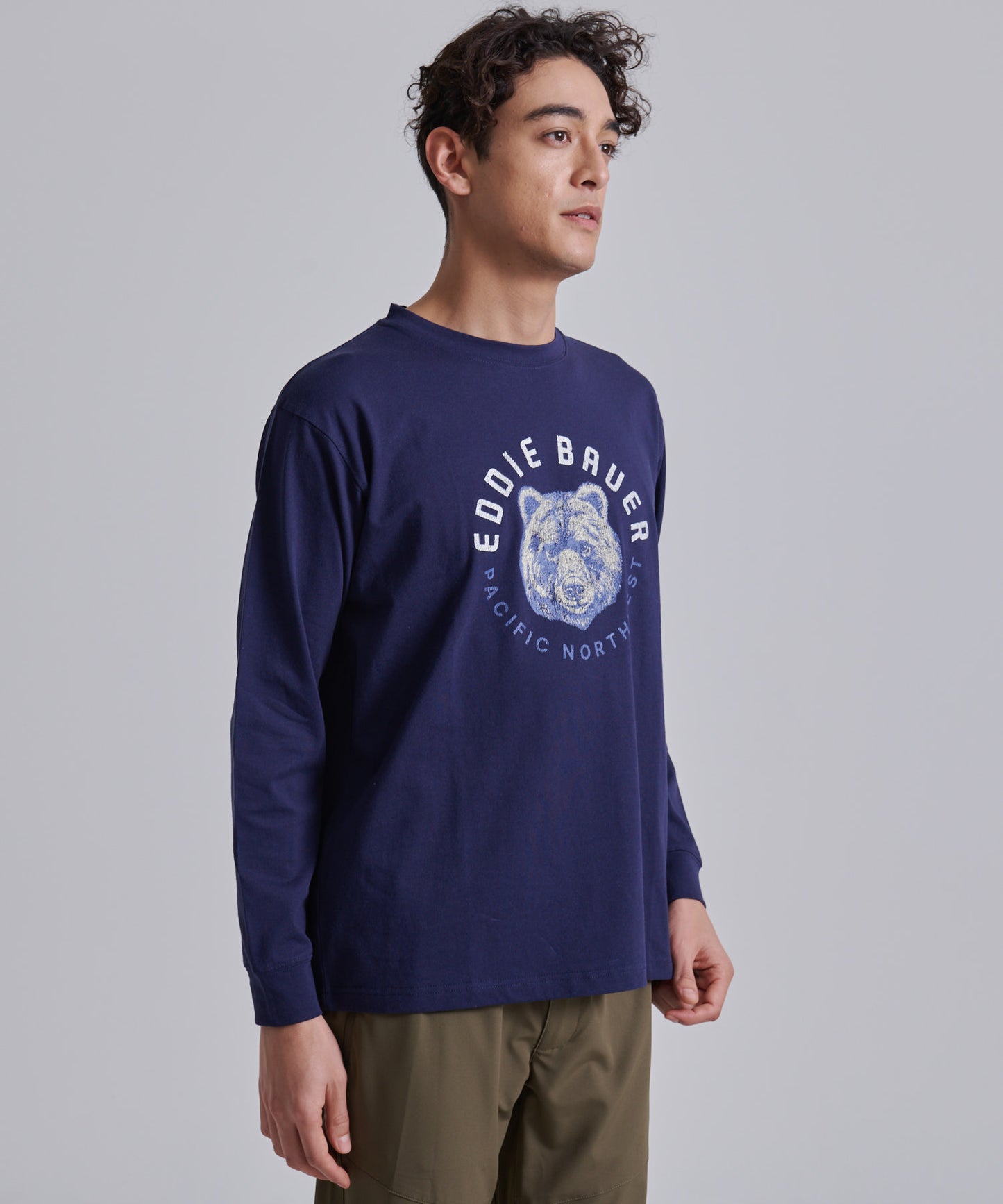長袖グラフィックTシャツ/LS GRAPHIC TEE