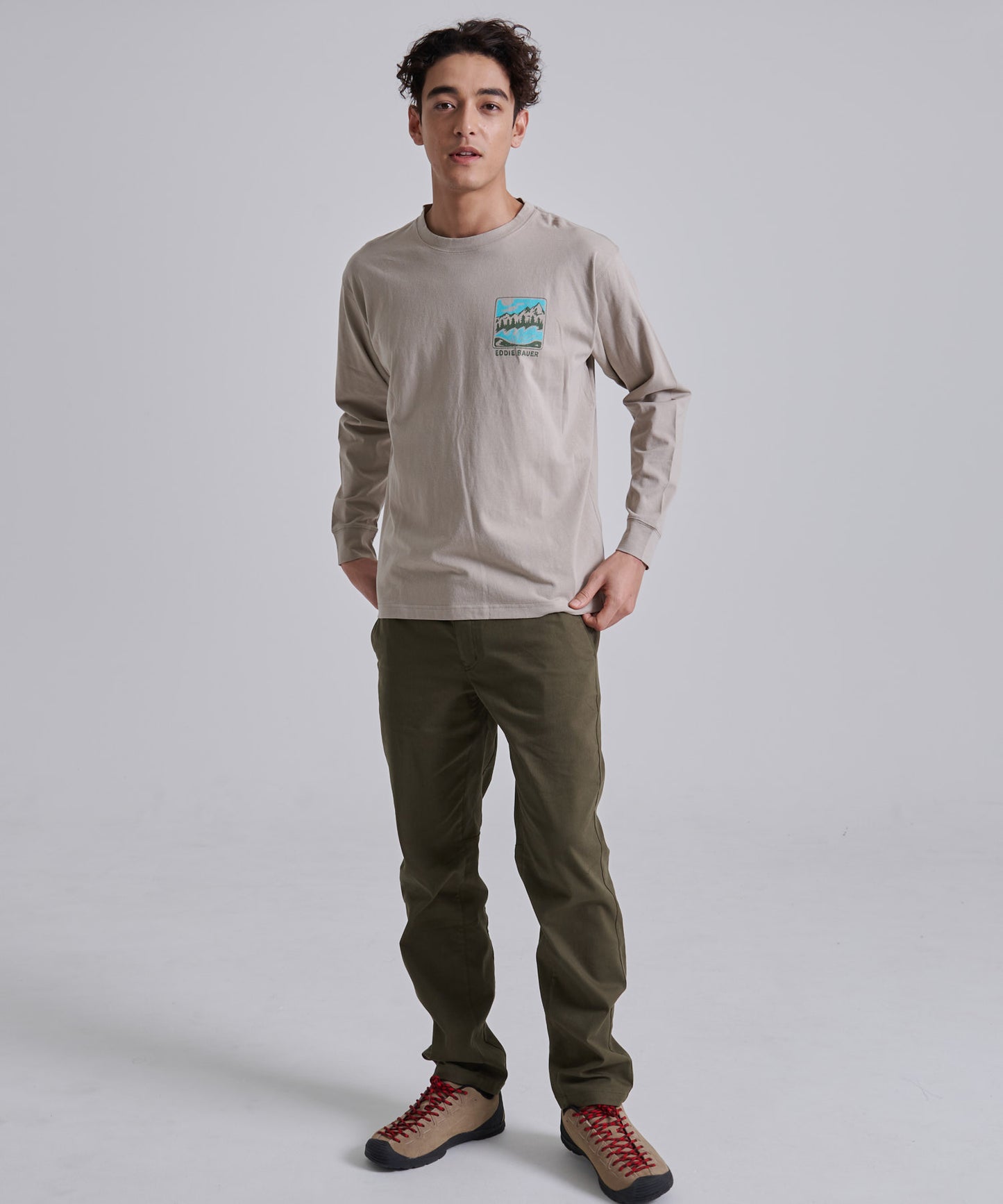 長袖グラフィックTシャツ/LS GRAPHIC TEE