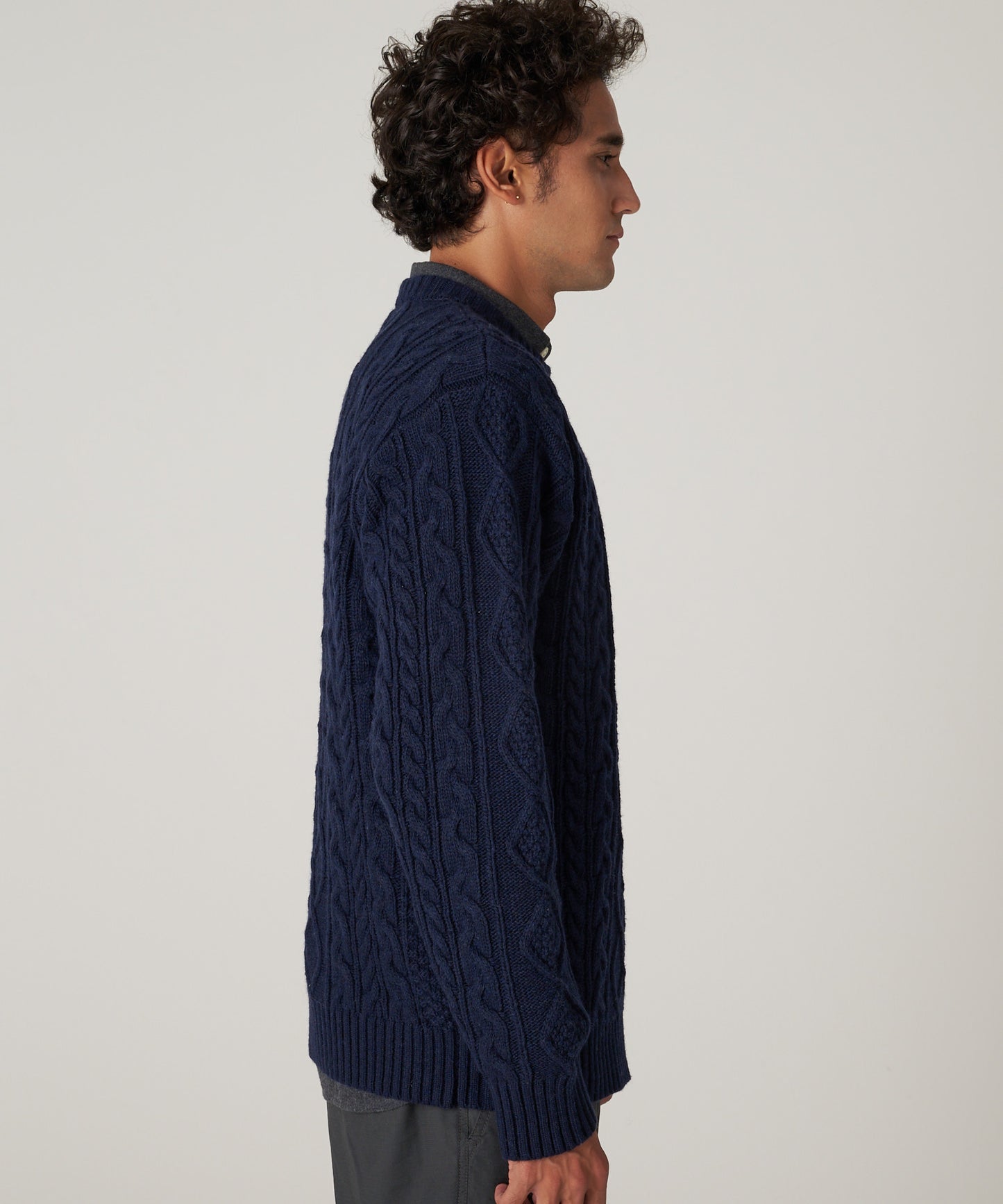 ケーブル クルーセーター/CABLE CREW SWEATER
