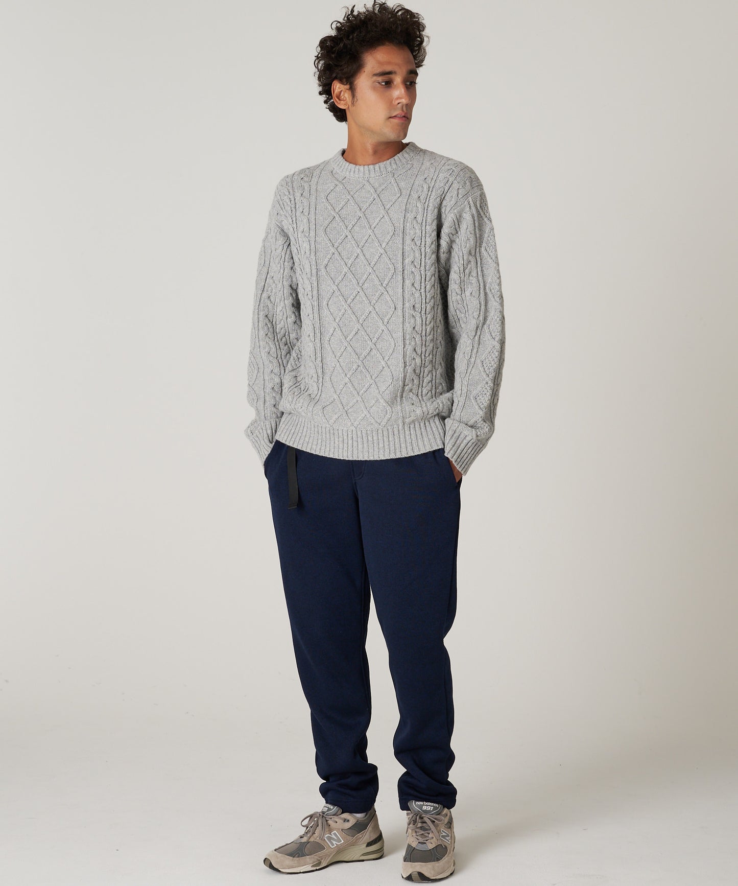 ケーブル クルーセーター/CABLE CREW SWEATER