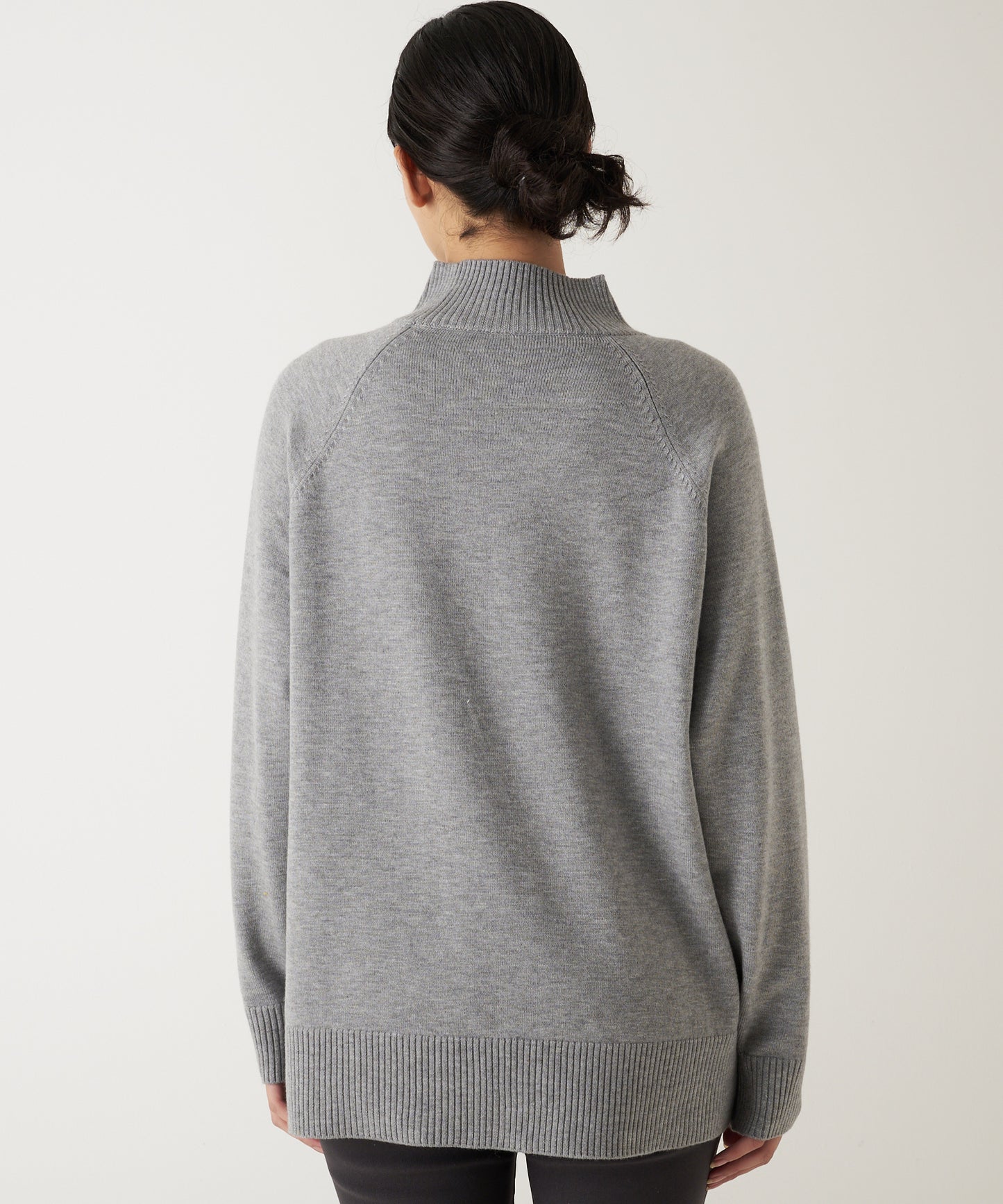 シュリアル モックネック/SURREAL MOCK NECK