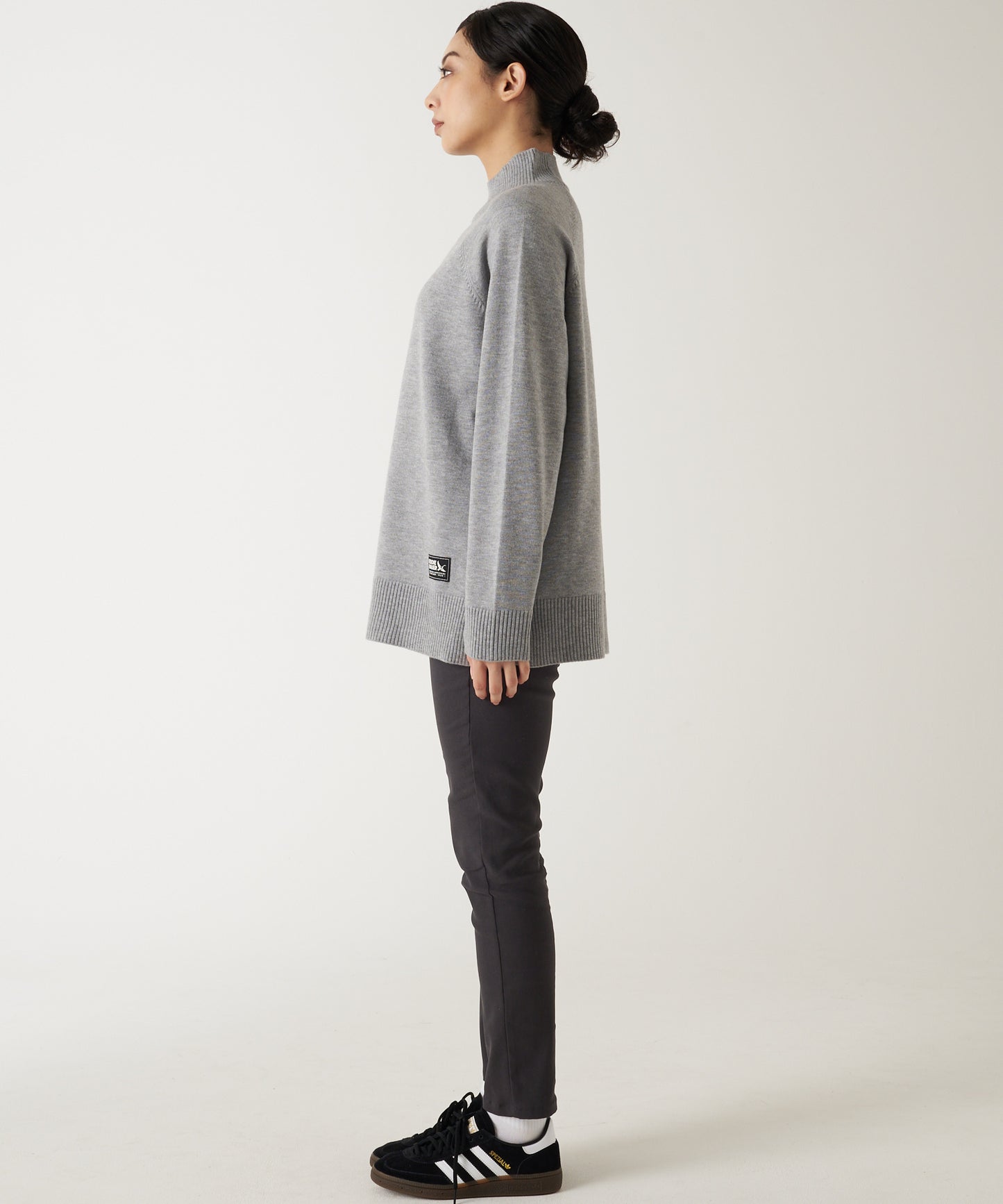 シュリアル モックネック/SURREAL MOCK NECK