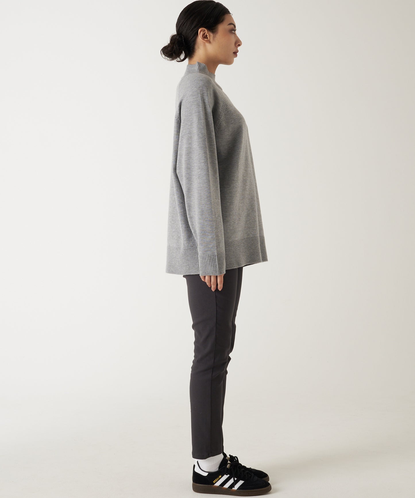シュリアル モックネック/SURREAL MOCK NECK