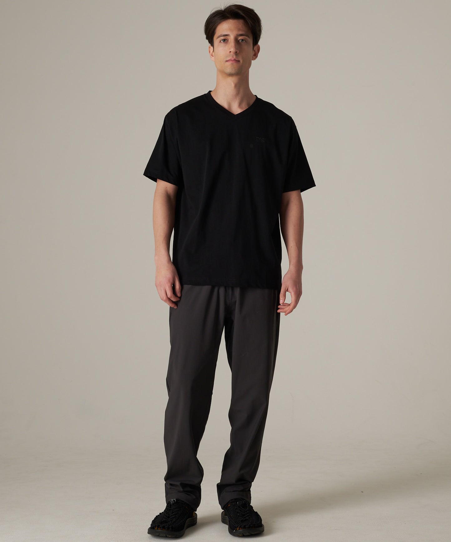 軽量 Vネック コットン半袖Tシャツ/SS LW COTTON V NECK TEE