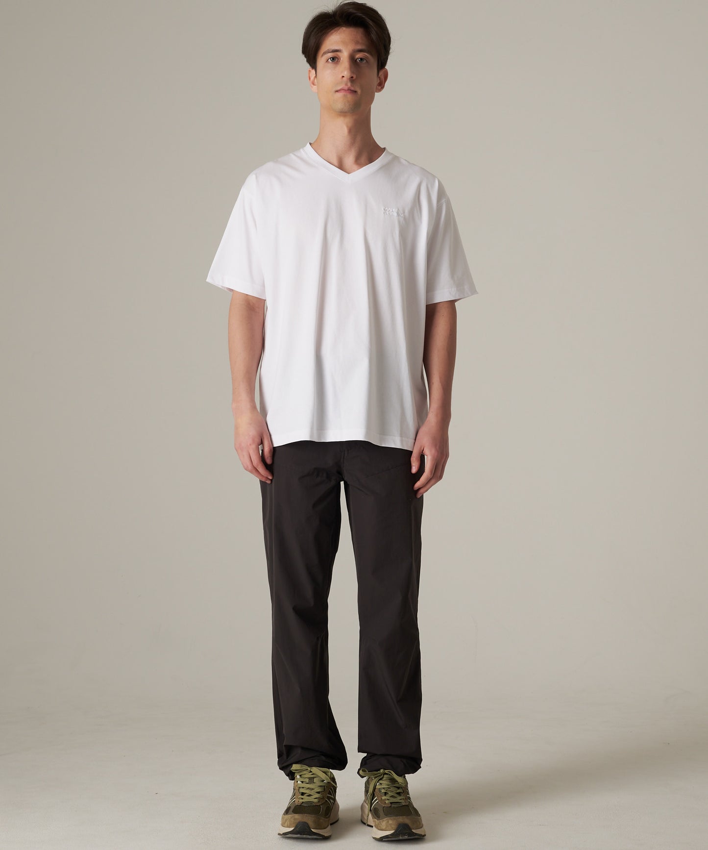 軽量 Vネック コットン半袖Tシャツ/SS LW COTTON V NECK TEE