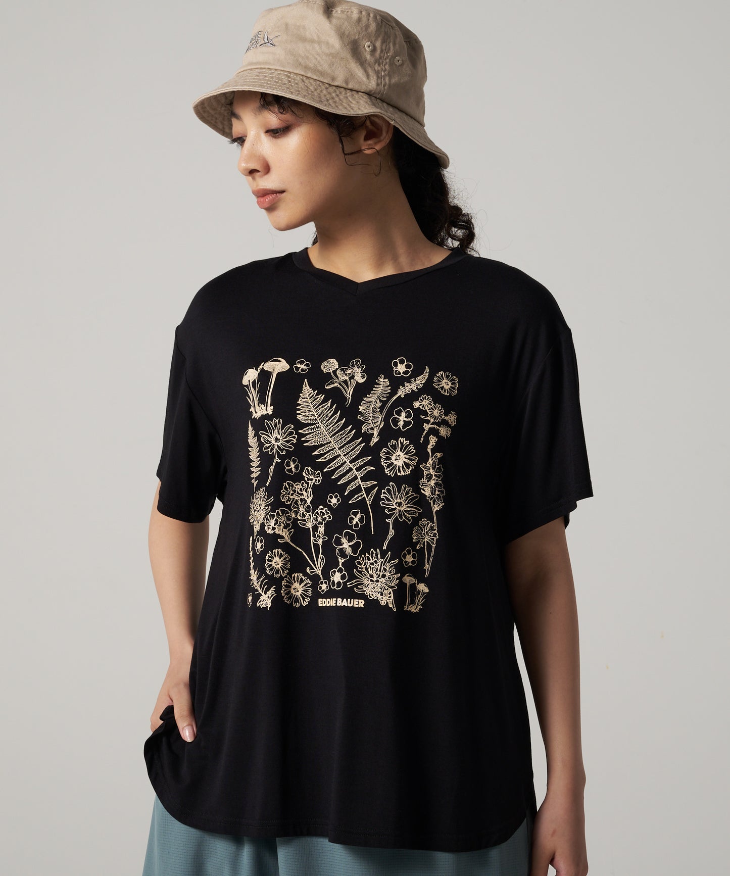 Vネック チュニックTシャツ/V-NECK TEE TUNIC