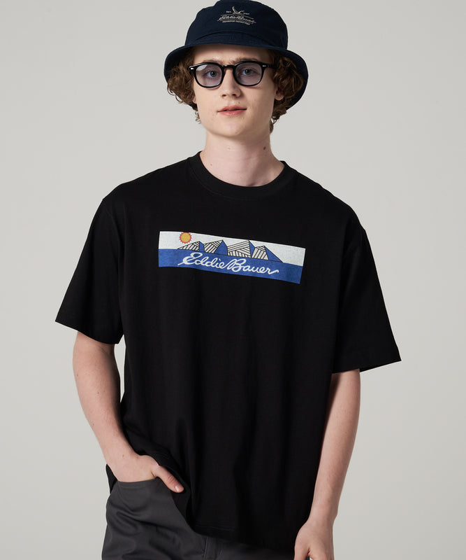 マウンテン ロゴプリントTシャツ/MOUNTAIN LOGO PRINT TEE