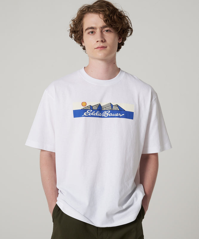 マウンテン ロゴプリントTシャツ/MOUNTAIN LOGO PRINT TEE