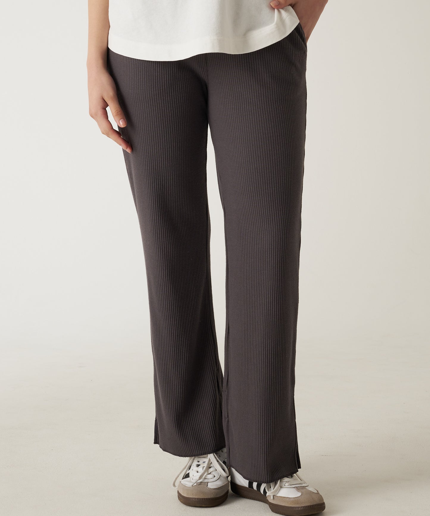 リブ ストレートパンツ/RIBBED STRAIGHT PANTS