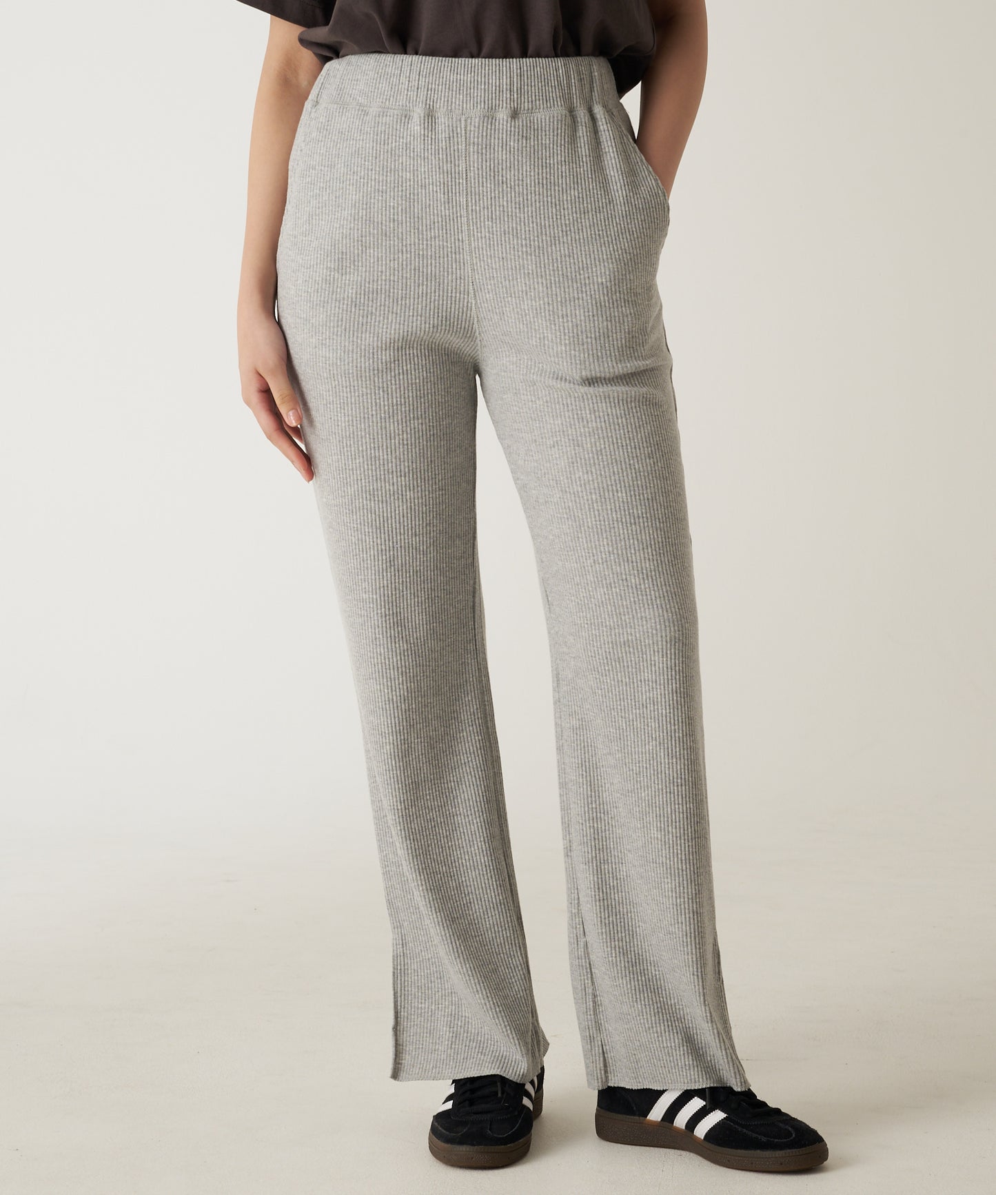 リブ ストレートパンツ/RIBBED STRAIGHT PANTS