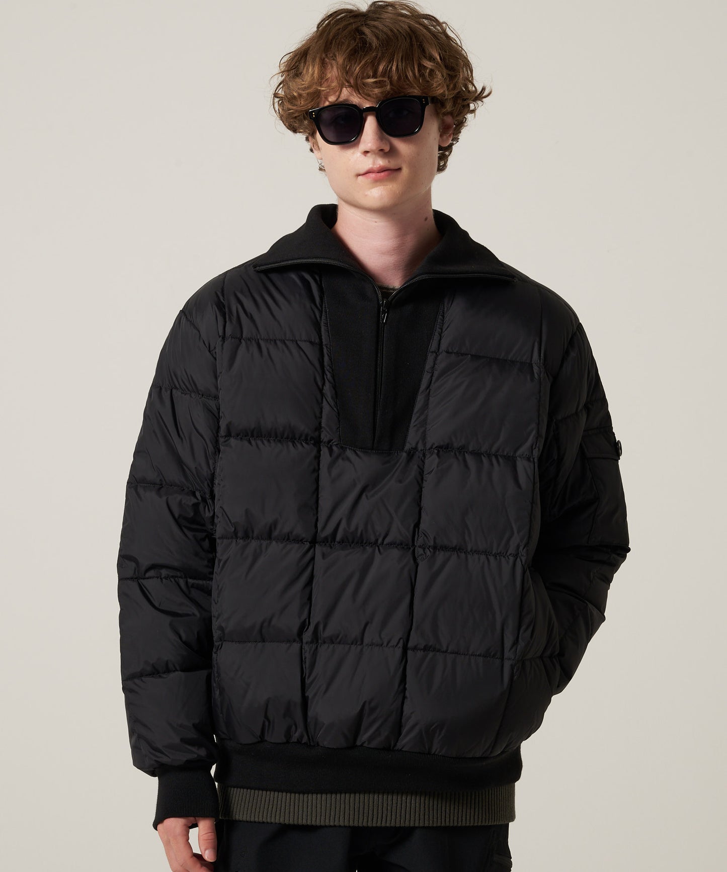 ダウン プルオーバー/DOWN PULLOVER
