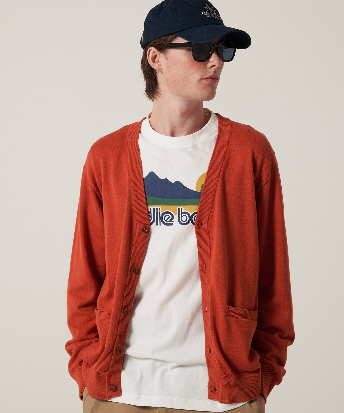 【予約】ファイン ゲージ Vネックカーディガン/FINE GAUGE V-NECK CARDIGAN
