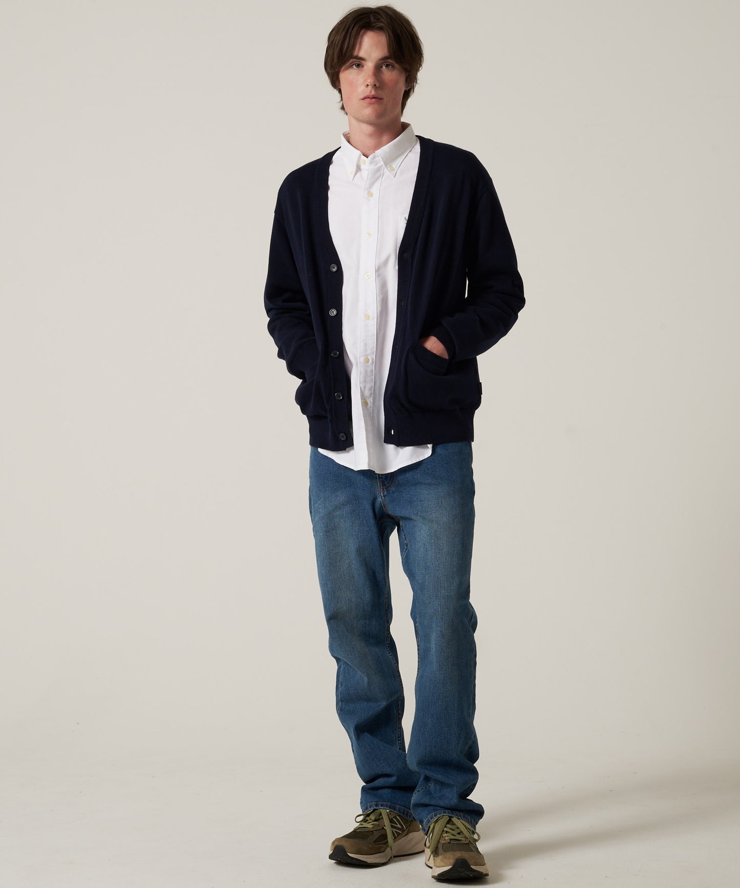 【予約】ファイン ゲージ Vネックカーディガン/FINE GAUGE V-NECK CARDIGAN