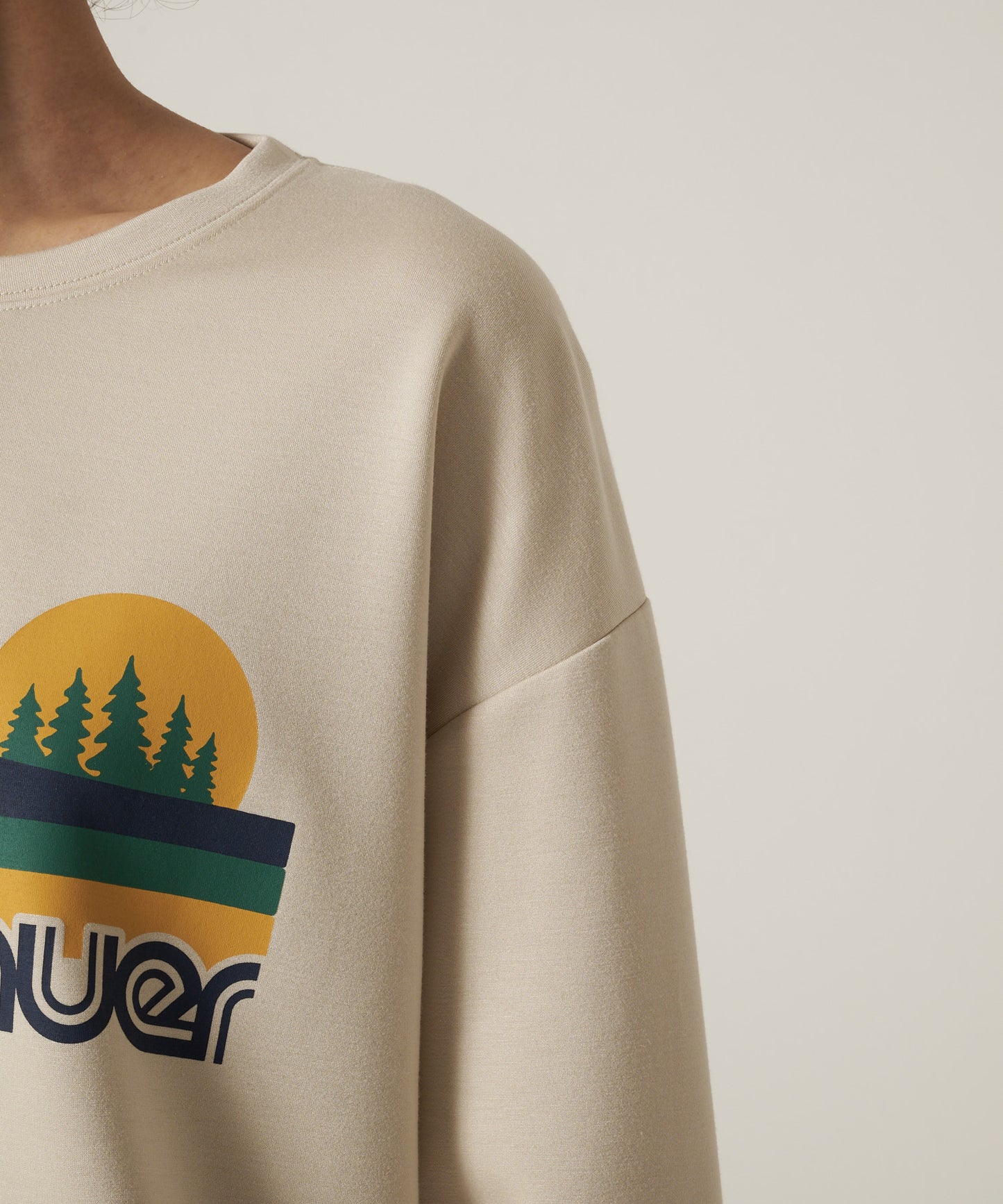 【予約】グラフィック 長袖Tシャツ/LS GRAPHIC TEE