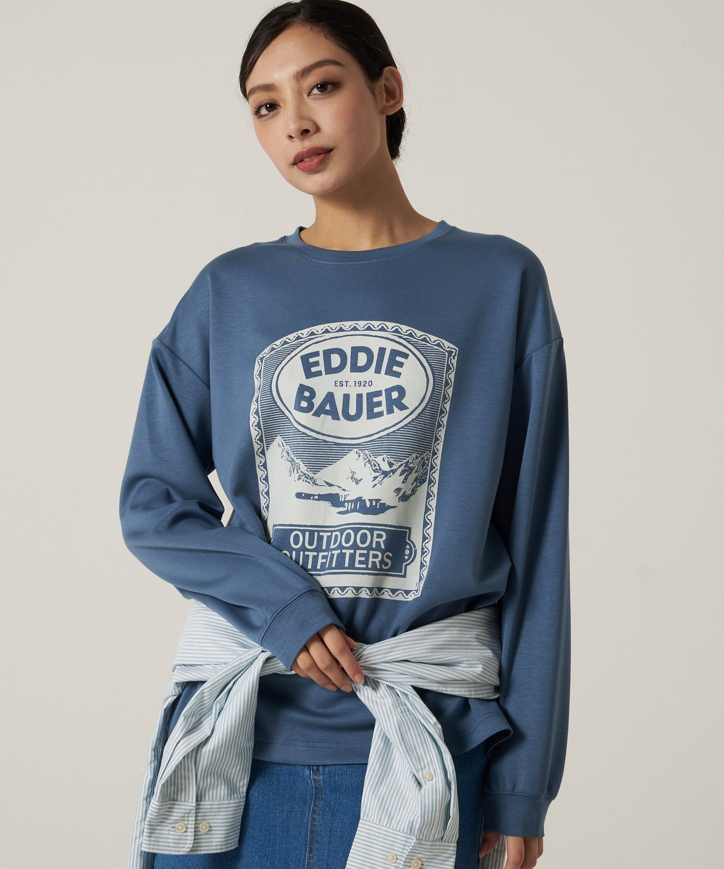 【予約】グラフィック 長袖Tシャツ/LS GRAPHIC TEE