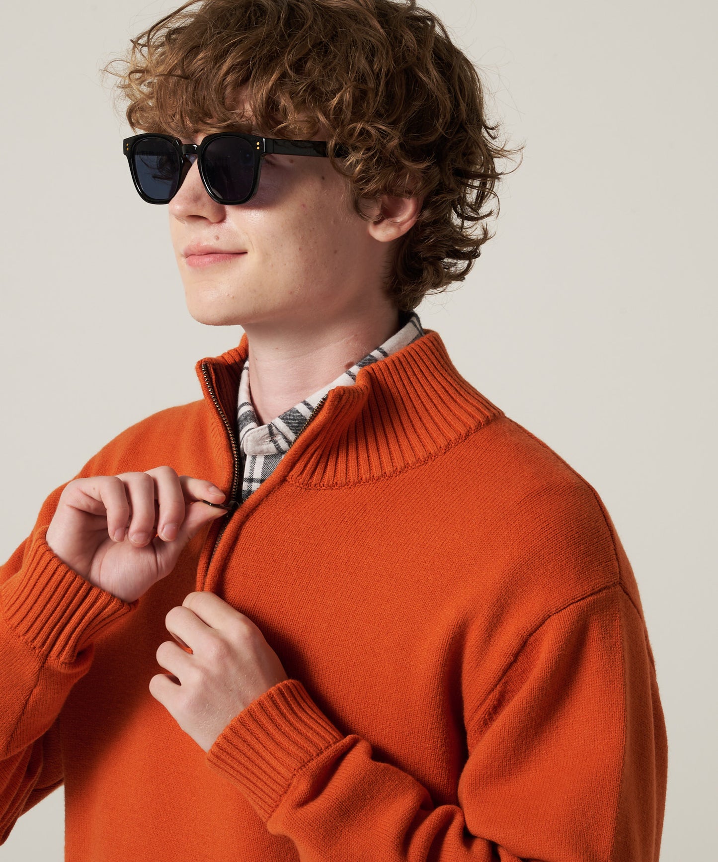 クォータージップ モックセーター/QUARTER ZIP MOCK SWEATER