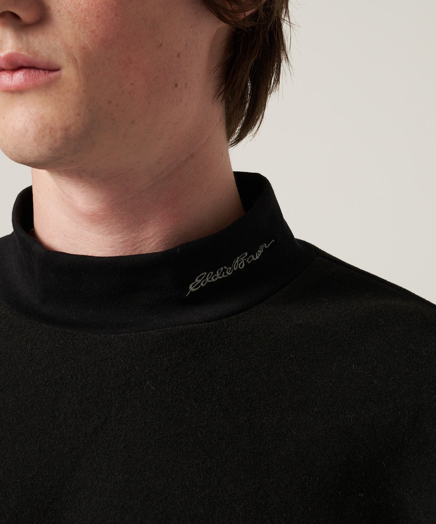 ブラッシュド スムース モックネックTシャツ/BRUSHED SMOOTH MOCK TEE