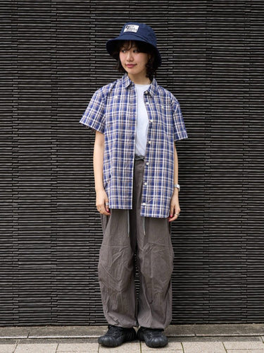 カジュアルで快適なアウトドアスタイル