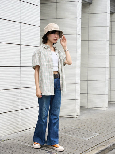 トレンド感溢れるカジュアルルック