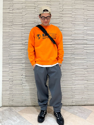 秋冬こそ色物はいかがでしょうか?