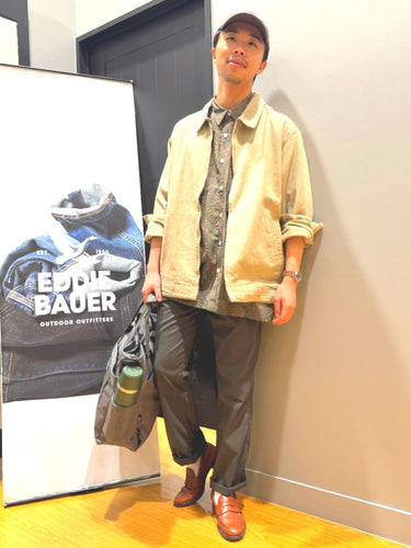 カーキで決める、夏のジェントルマンスタイル