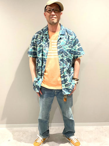 爽やかブルーでまとめた、統一感カジュアルスタイル