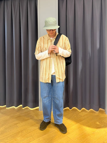 レーヨンシャツコーデ