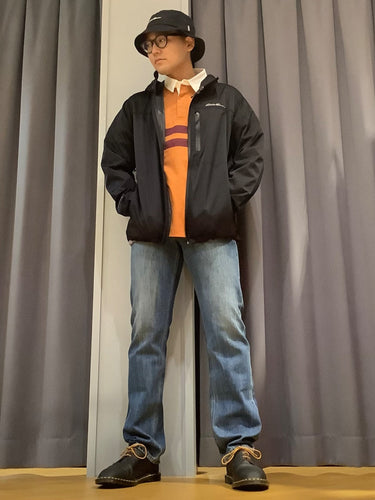 秋色を差し込みつつ、アウトドアテイストを。