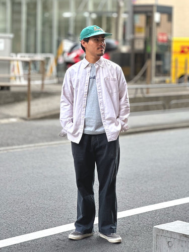 オックスフォードシャツでつくる大人カジュアルスタイル