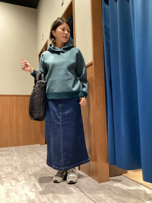 デニムスカートを使ったコーディネート サムネイル