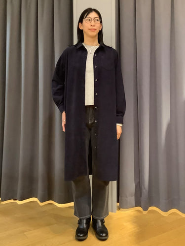 CORDUROY SHIRT DRESSを使ったコーディネート🔵⚪️⚫️