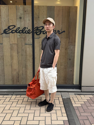 夏のモノトーンカジュアル サムネイル
