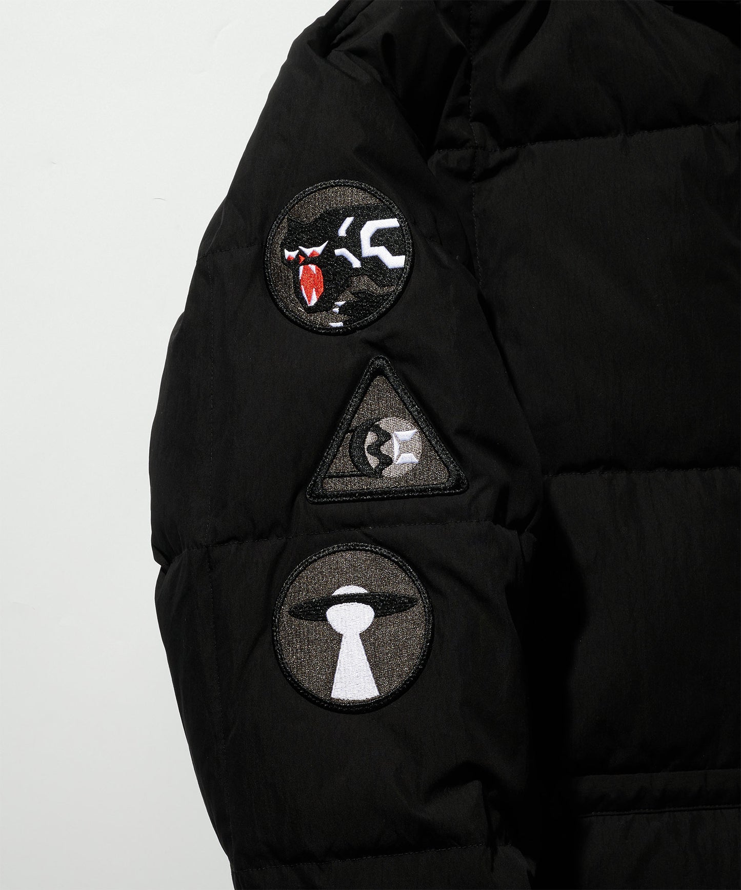 《12月6日(土) 12:00発売》BILLIONAIRE BOYS CLUB×Eddie Bauer ヴィンテージ ダウンジャケット/VINTAGE DOWN JACKET