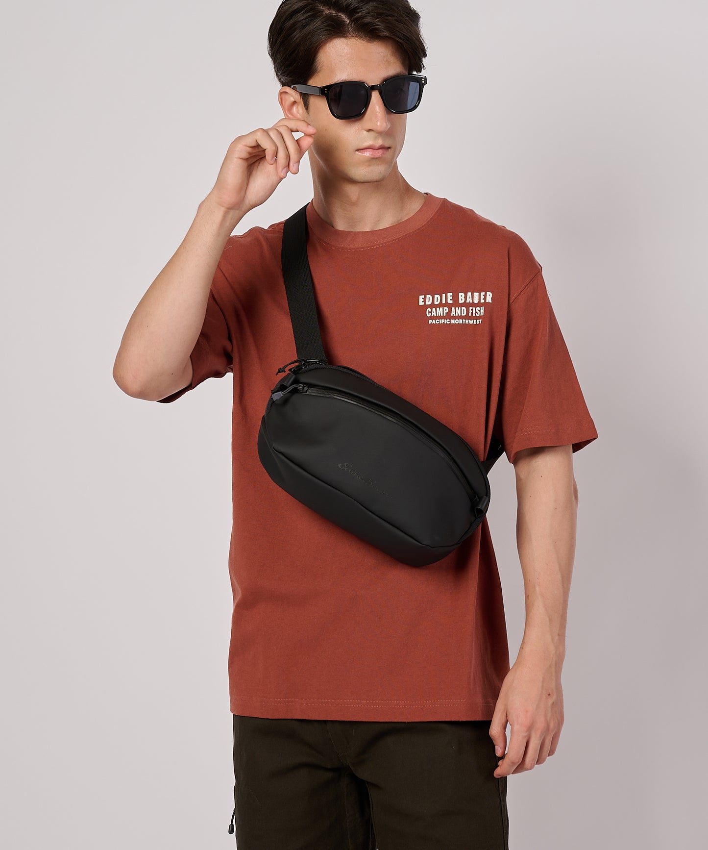 グラフィックプリント 半袖Tシャツ/SS GRAPHIC PRINT TEE