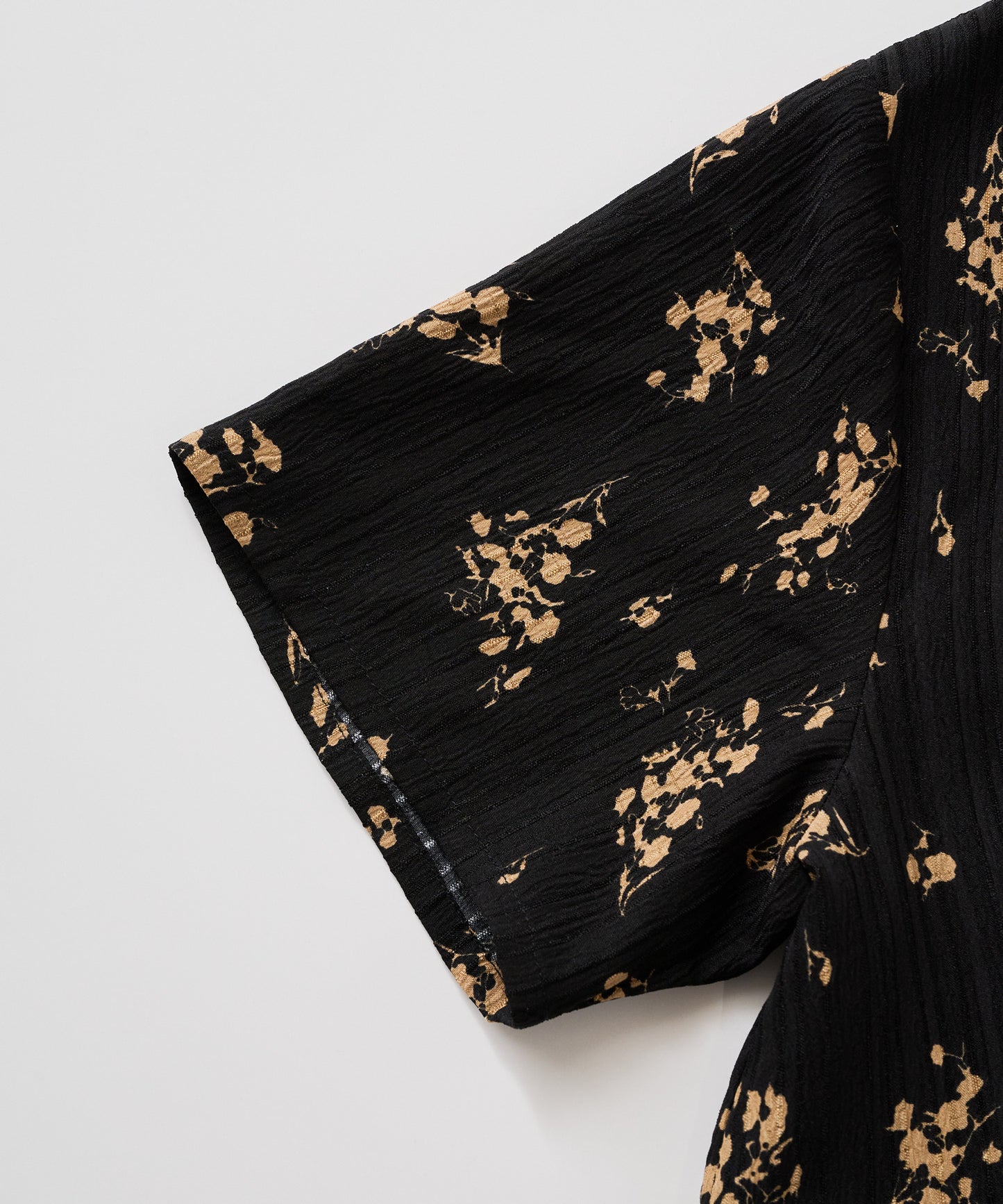 【予約】リラックスフローラル シャツワンピース/RELAX FLORAL SHIRT DRESS