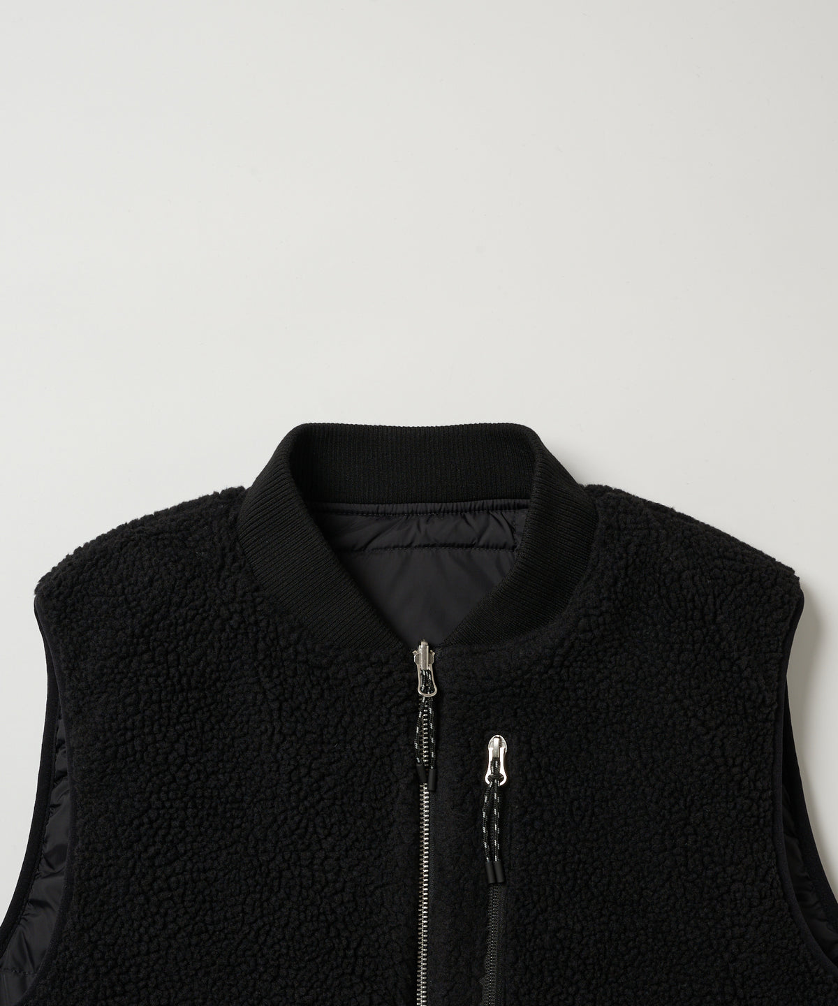 EB×TAION リバーシブルダウンボアベスト/EB×TAION REVERSIBLE DOWN BOA VEST