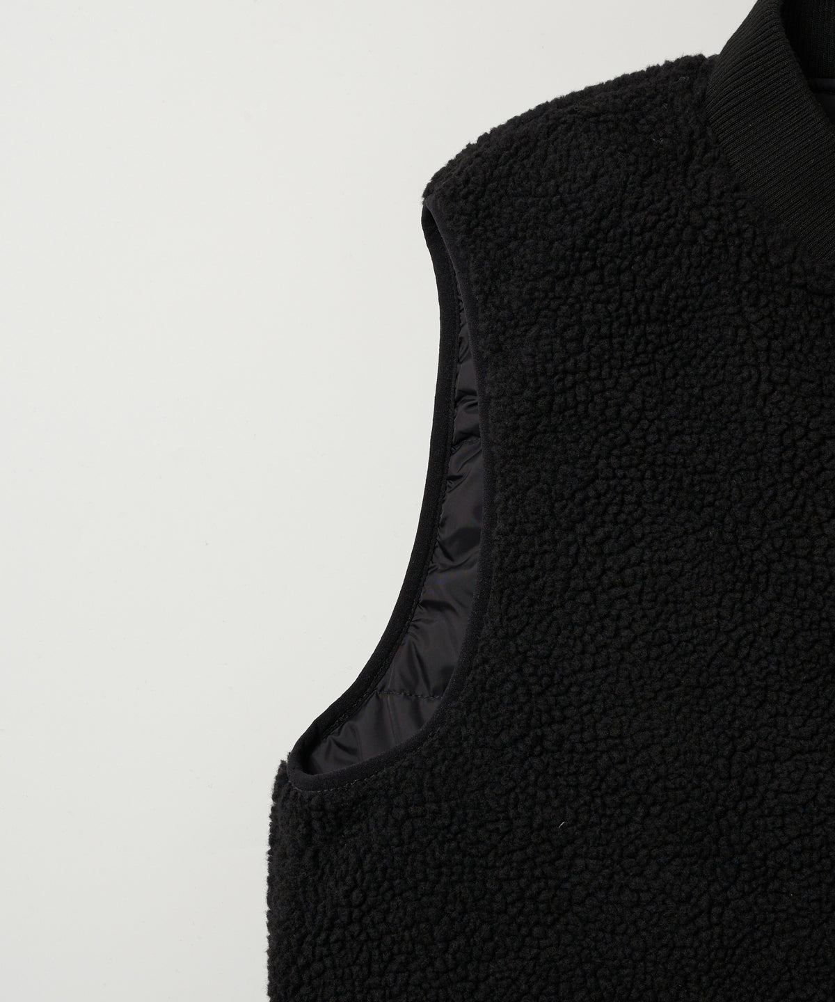 EB×TAION リバーシブルダウンボアベスト/EB×TAION REVERSIBLE DOWN BOA VEST