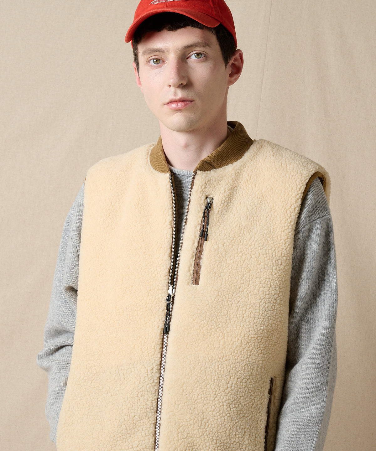 EB×TAION リバーシブルダウンボアベスト/EB×TAION REVERSIBLE DOWN BOA VEST
