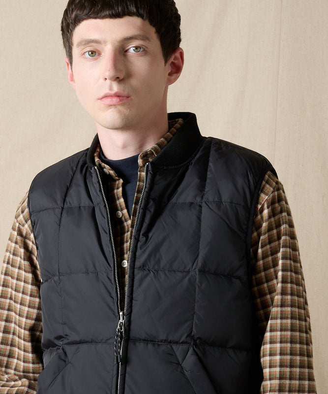 EB×TAION リバーシブルダウンボアベスト/EB×TAION REVERSIBLE DOWN BOA VEST