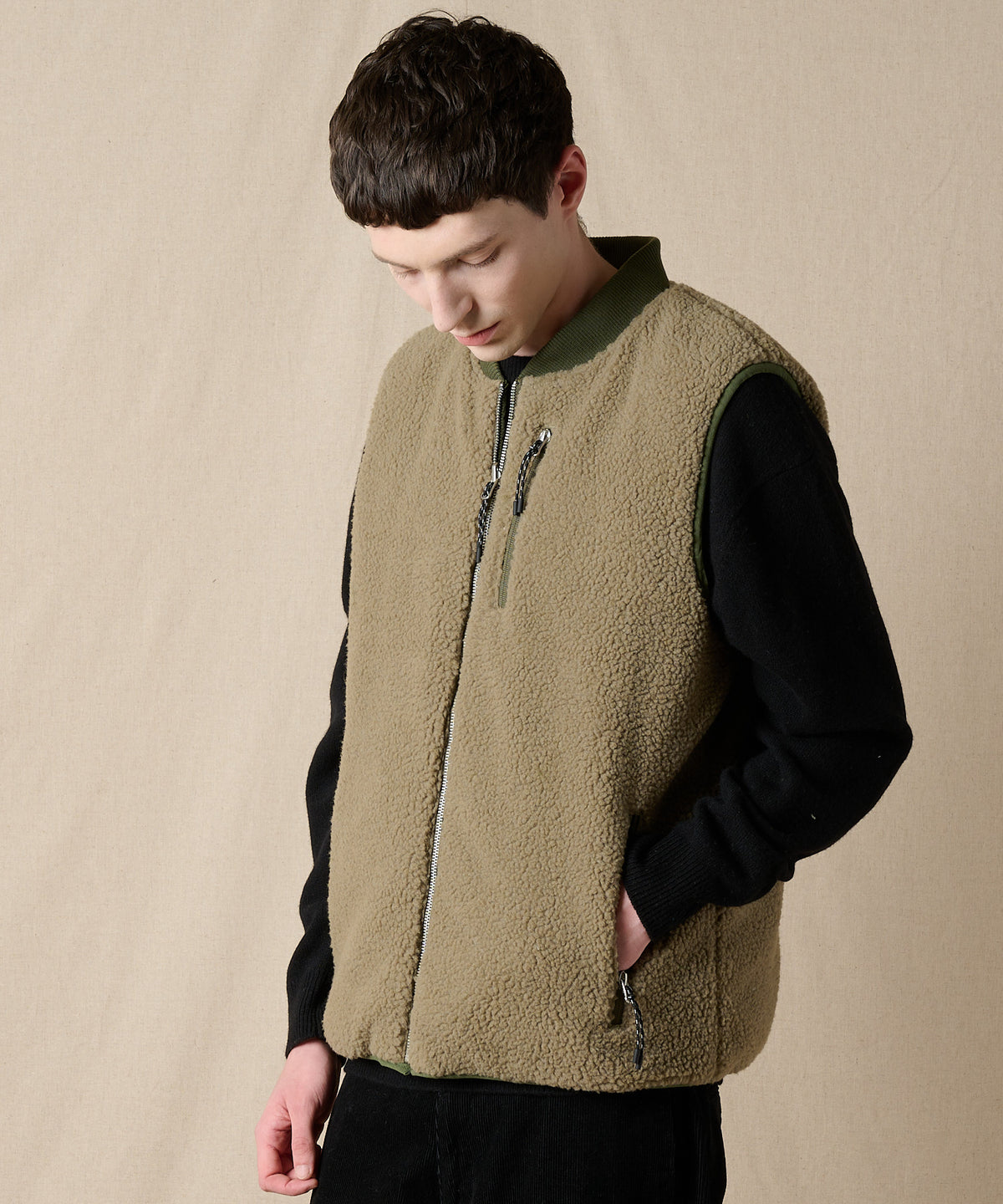 EB×TAION リバーシブルダウンボアベスト/EB×TAION REVERSIBLE DOWN BOA VEST