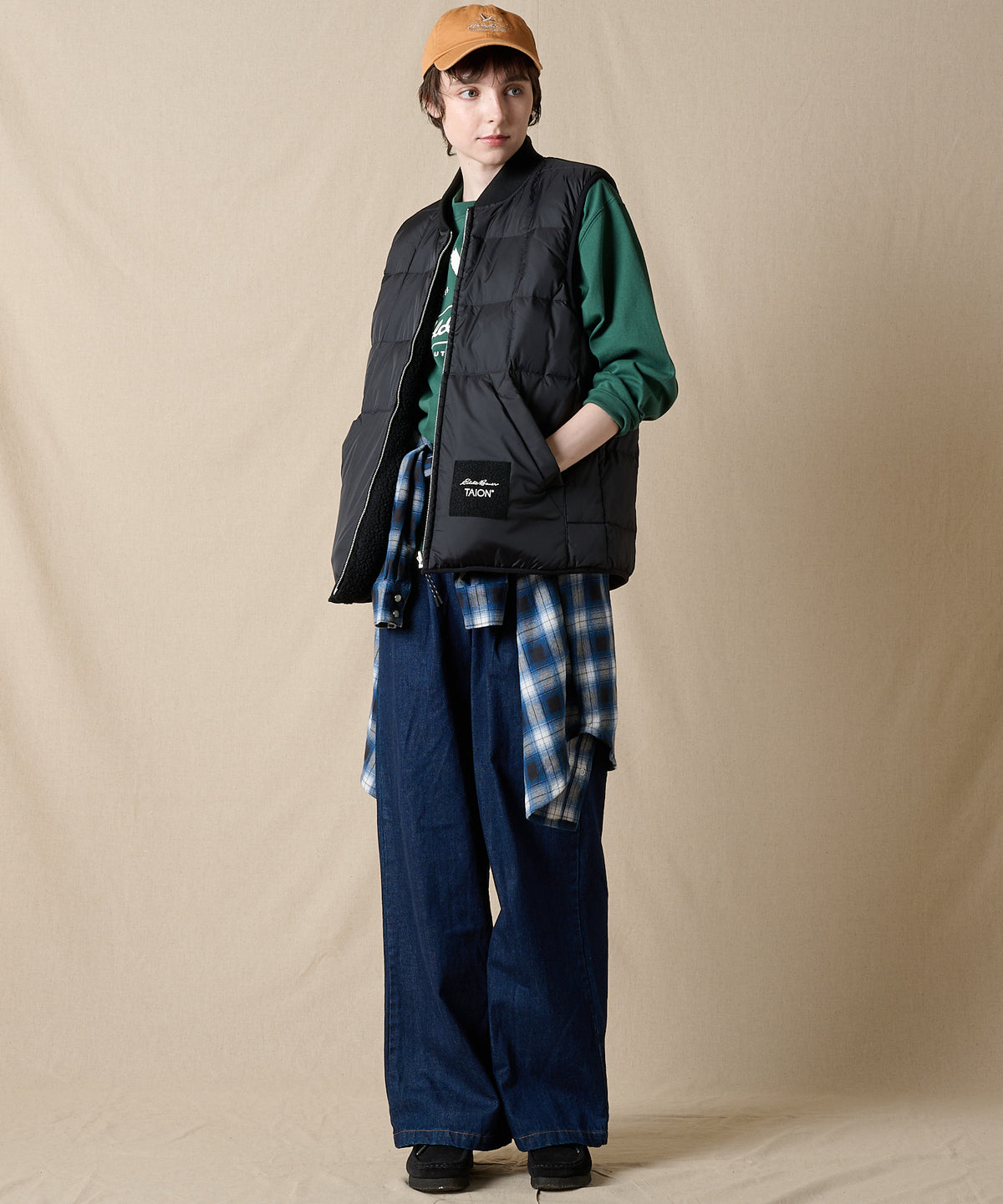 EB×TAION リバーシブルダウンボアベスト/EB×TAION REVERSIBLE DOWN BOA VEST